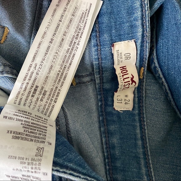 Hollister low rise super skinny ripped jeans - Picture 3 of 3